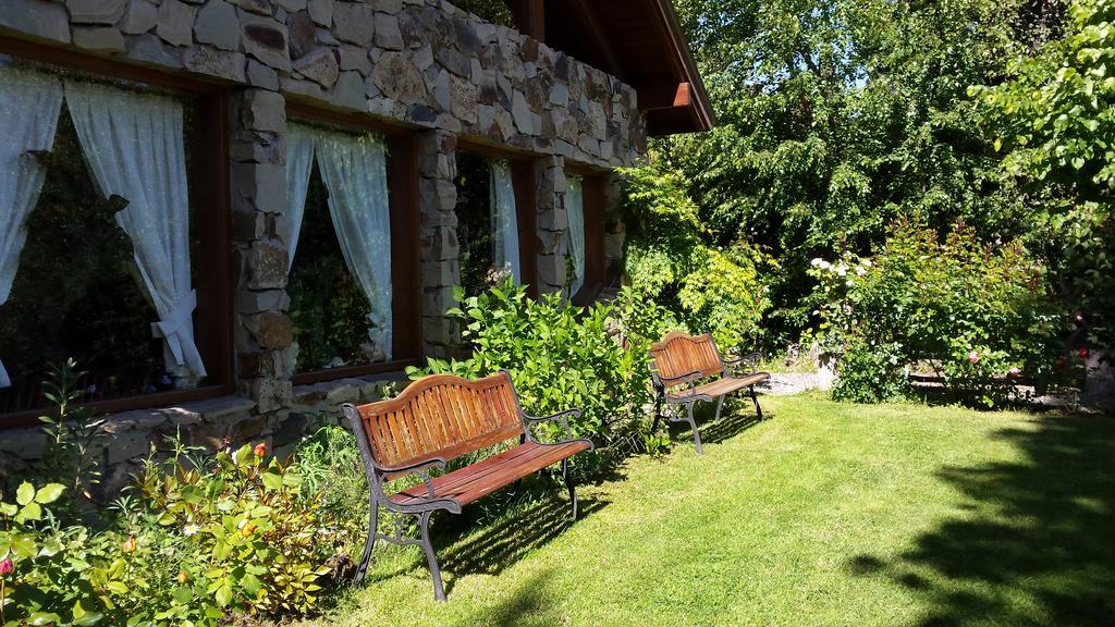 Hosteria Brisas Del Cerro Villa La Angostura Exterior foto