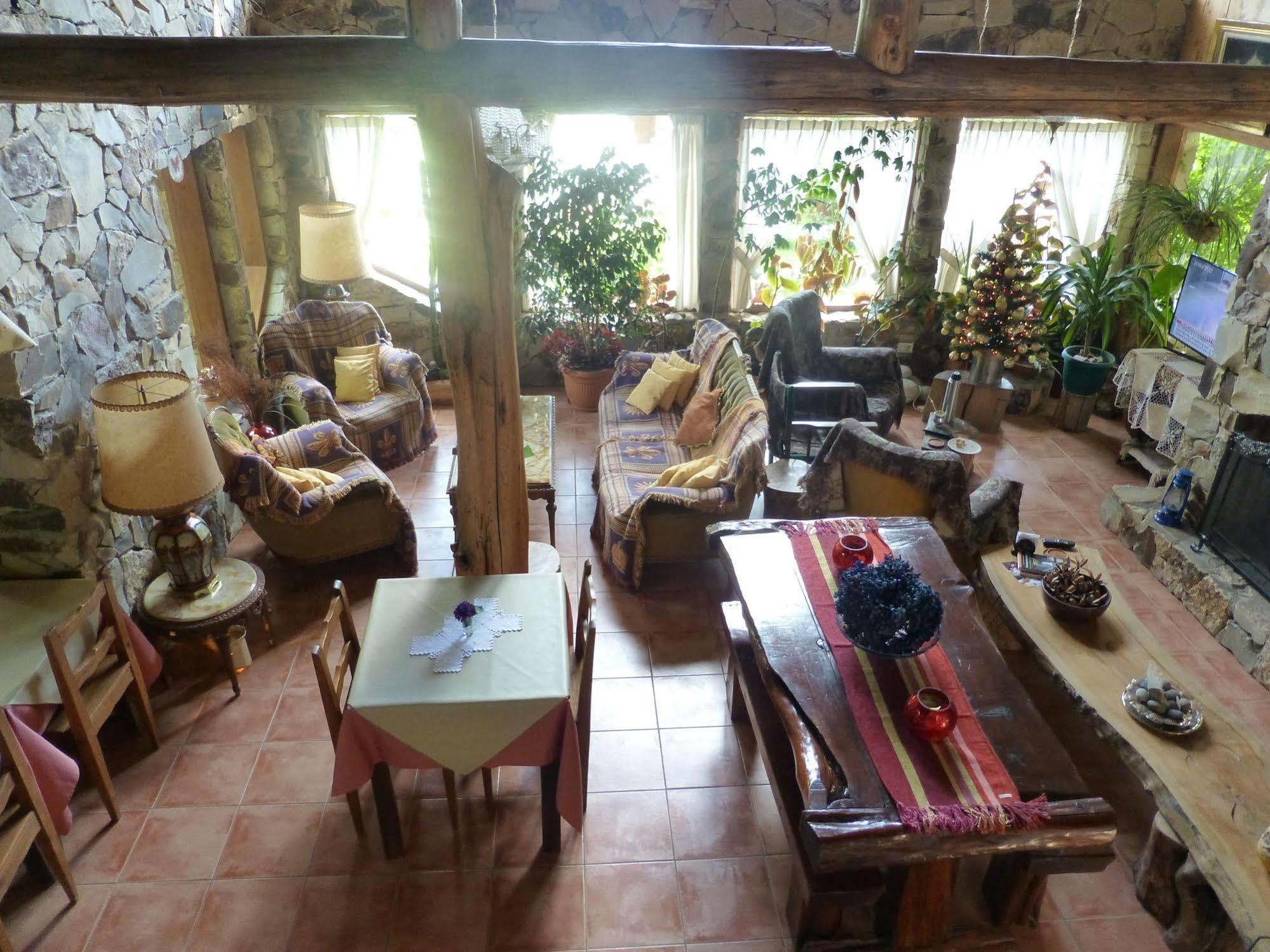 Hosteria Brisas Del Cerro Villa La Angostura Exterior foto